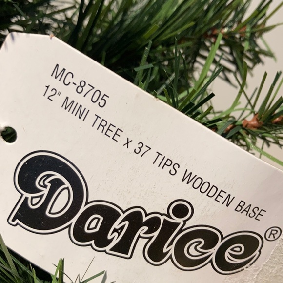 Christmas trees duo with wood base NWT - Picture 5 of 10